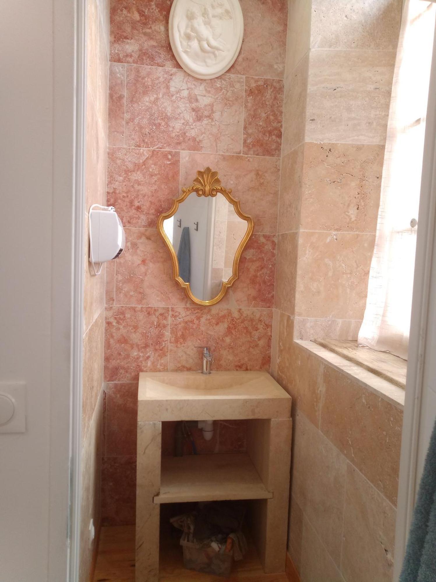 Le Couvent Des Capucines - Hebergement Velo Via Rhona Saint-Vallier  Εξωτερικό φωτογραφία
